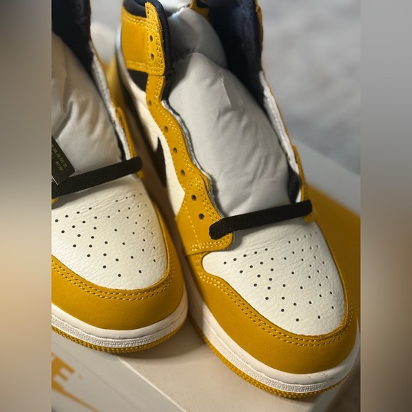 Air Jordan 1 Retro High OG GS “Yellow Ochre” 6.5Y / Women’s 8 – Brand New w/ Box - Picture 13 of 13